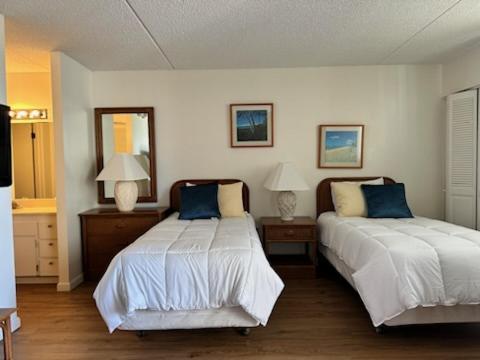 Island Vacations Aparthotel โฮโนลูลู ภายนอก รูปภาพ