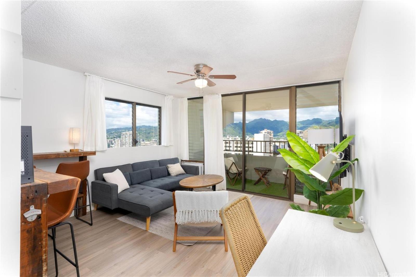Island Vacations Aparthotel โฮโนลูลู ภายนอก รูปภาพ